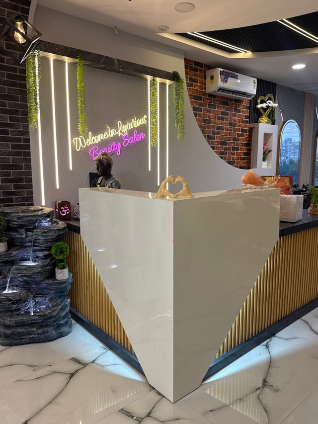 Luxurious Beauty Salon
